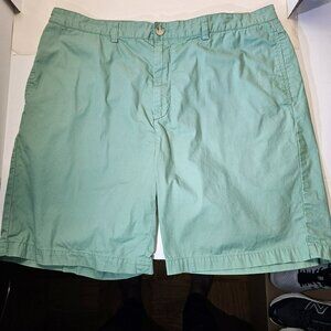 Vineyard Vines Club Short Size 40 Light Green  By Ship&Ian